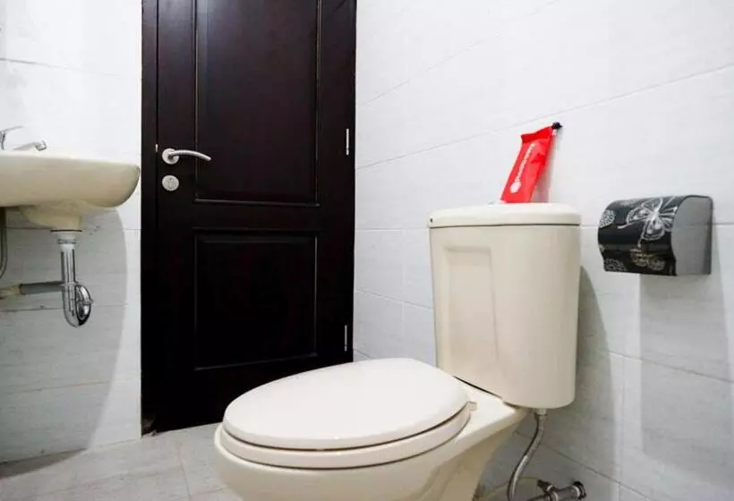 Hotelli Reddoorz Syariah Near Rsud Margono Purwokerto