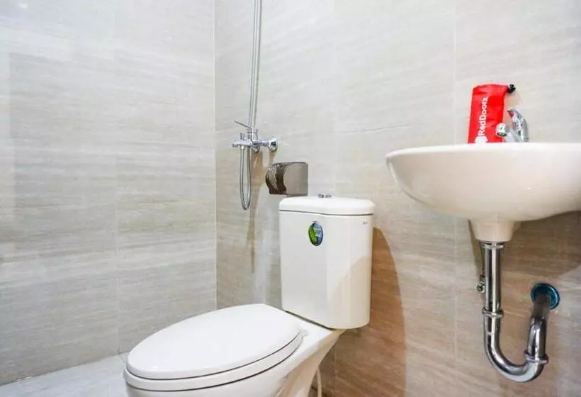 Hotelli Reddoorz Syariah Near Rsud Margono Purwokerto