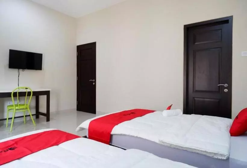 Hotelli Reddoorz Syariah Near Rsud Margono Purwokerto