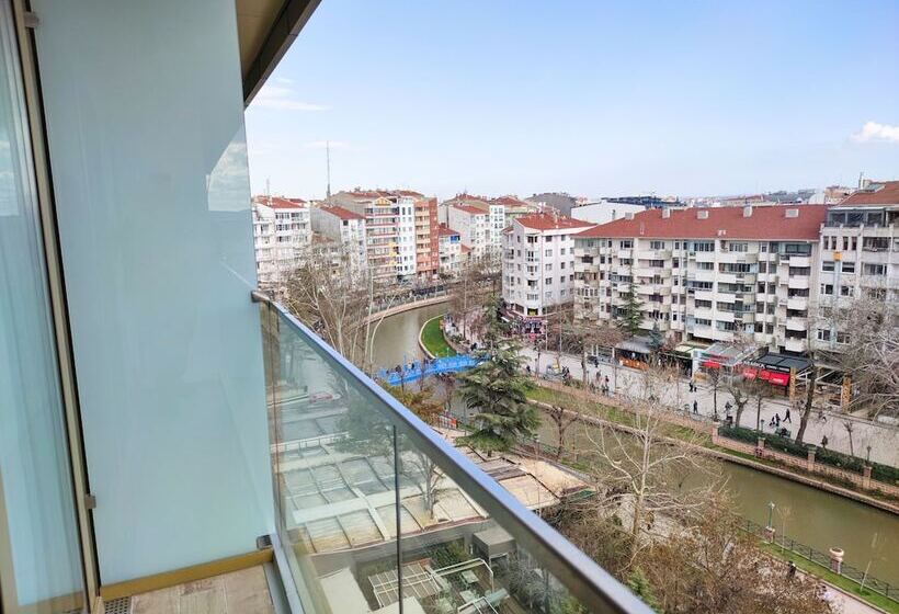 בית מלון כפרי Smart By Dedeman Eskisehir