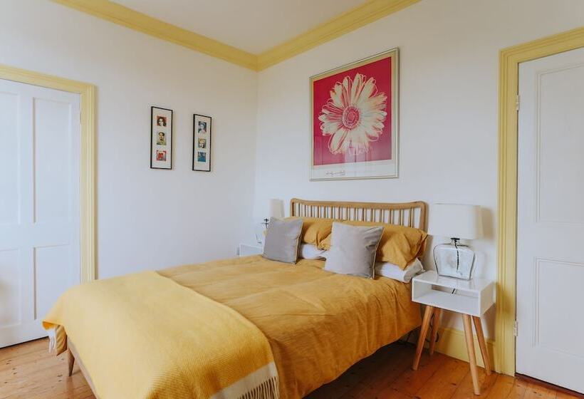 Ivy House Cornwall B&b