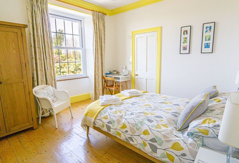 Ivy House Cornwall B&b