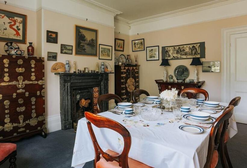 Ivy House Cornwall B&b