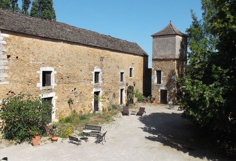 פנסיון Domaine De Nesvres