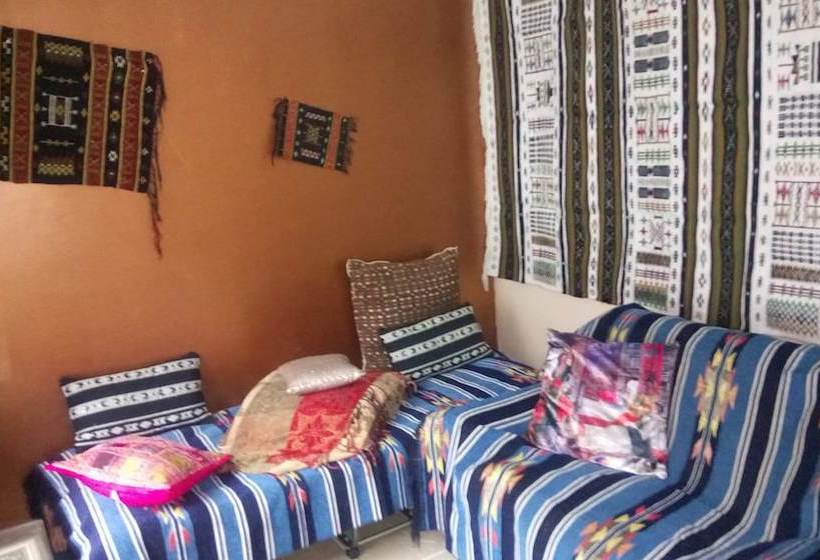 بنسيون Jasmina