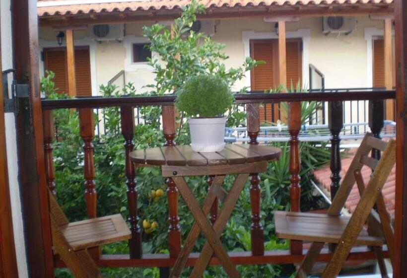 پانسیون Studios Nopi Zoi