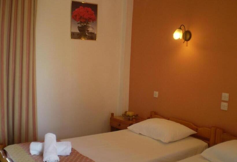 پانسیون Studios Nopi Zoi