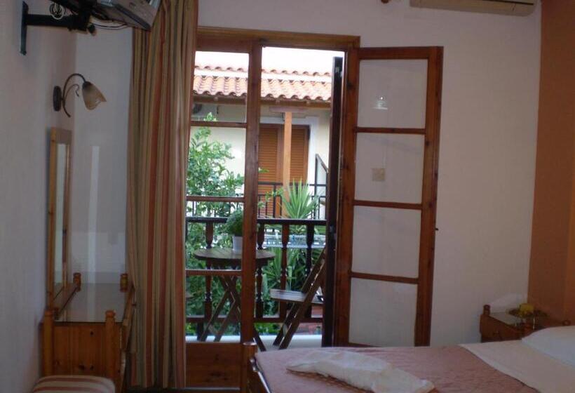 پانسیون Studios Nopi Zoi