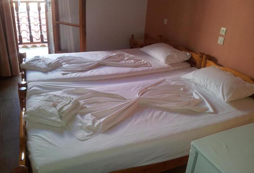 پانسیون Studios Nopi Zoi