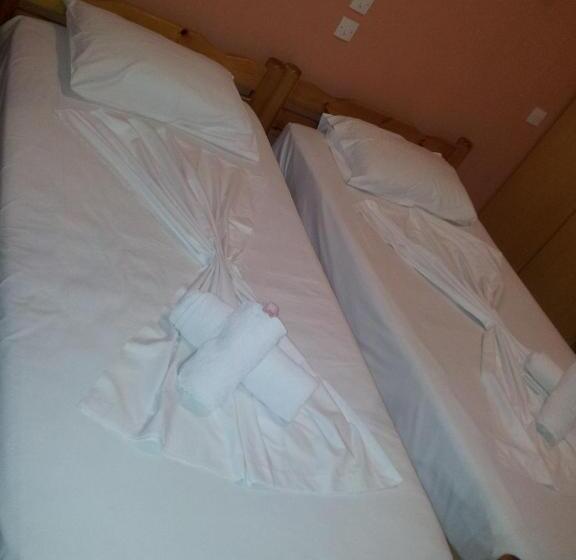 پانسیون Studios Nopi Zoi