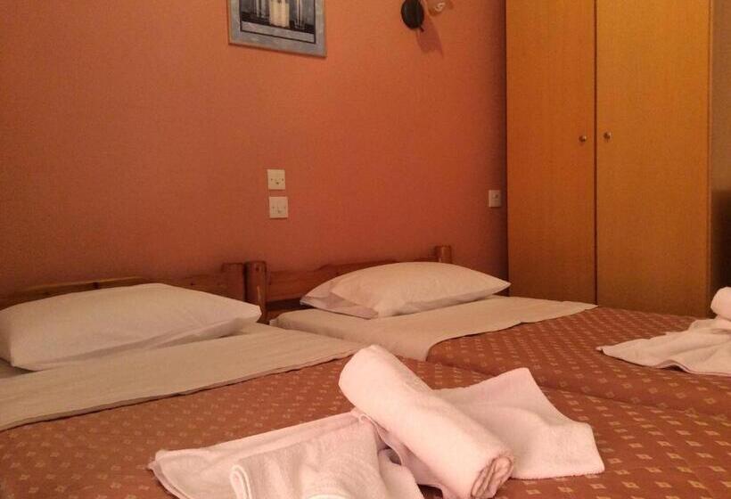 پانسیون Studios Nopi Zoi