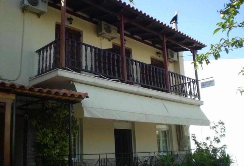 پانسیون Studios Nopi Zoi