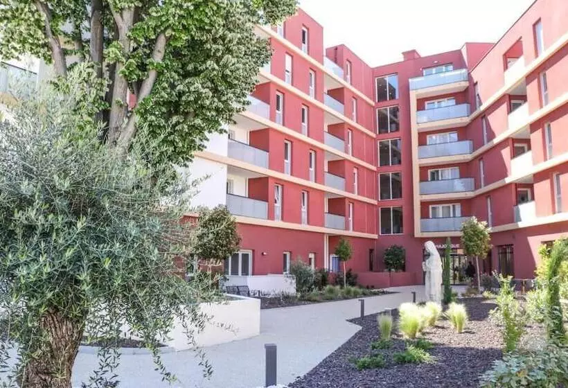 レジデンス Domitys La Majolique