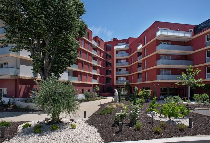 Резиденция Domitys La Majolique