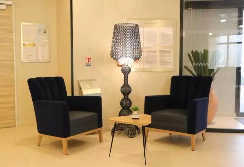 レジデンス Domitys La Majolique