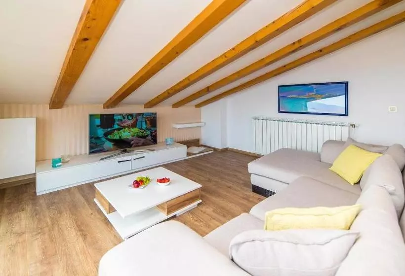 Apartment Marty Penthouse