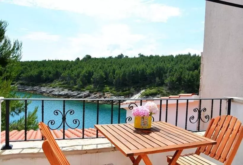 Bay House Rosohotnica