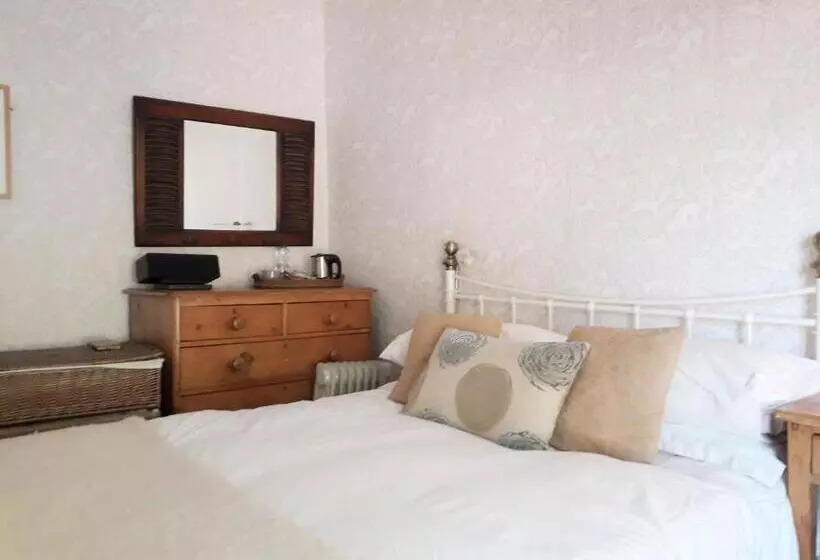 Aamiaismajoitus (B&B) Tŷ Selah, Rugby Ave, Neath