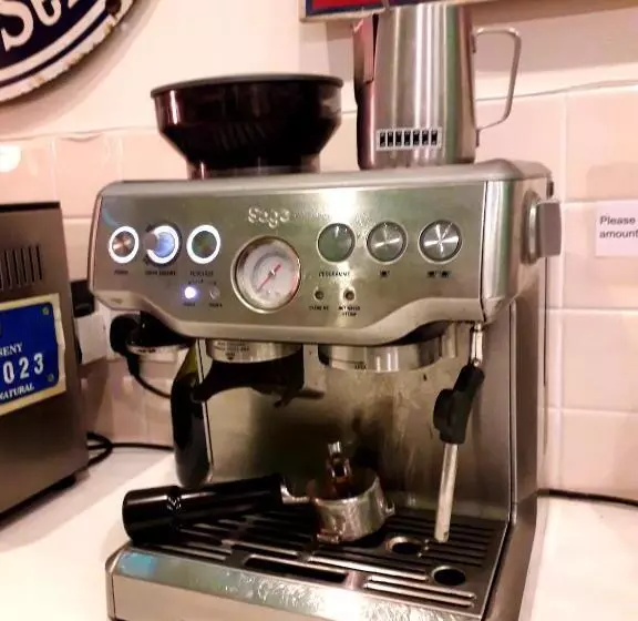 Aamiaismajoitus (B&B) Tŷ Selah, Rugby Ave, Neath