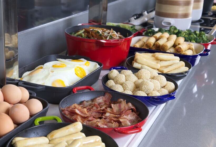 هتل Campanile Shanghai Huaihai