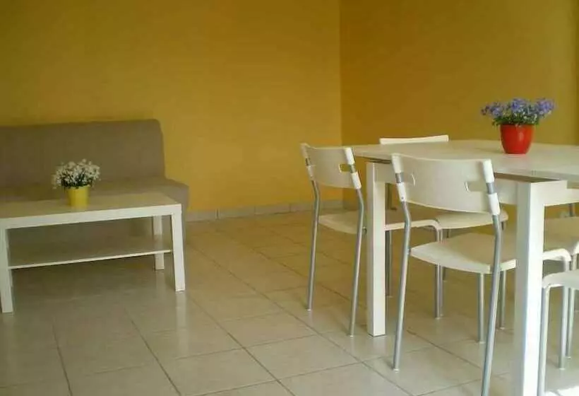 ホテル Camping La Rouviere Les Pins
