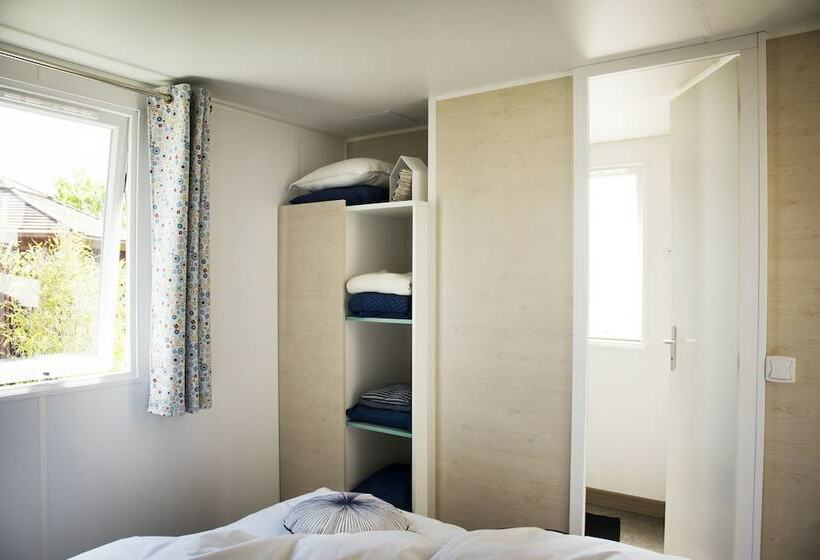 ホテル Mobilhome Fréjus Camping Gorge Vent