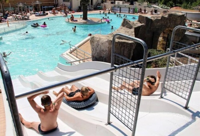 ホテル Mobilhome Fréjus Camping Gorge Vent