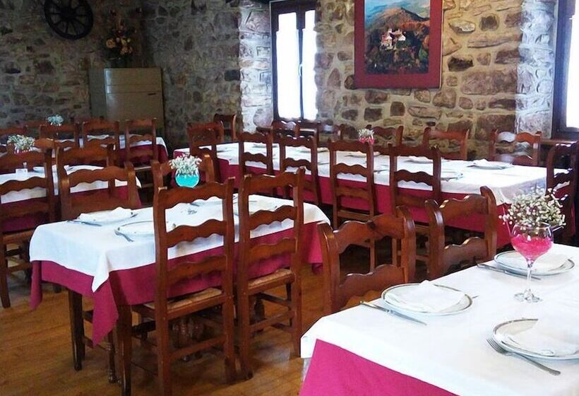 호텔 Restaurante Urgain Ii