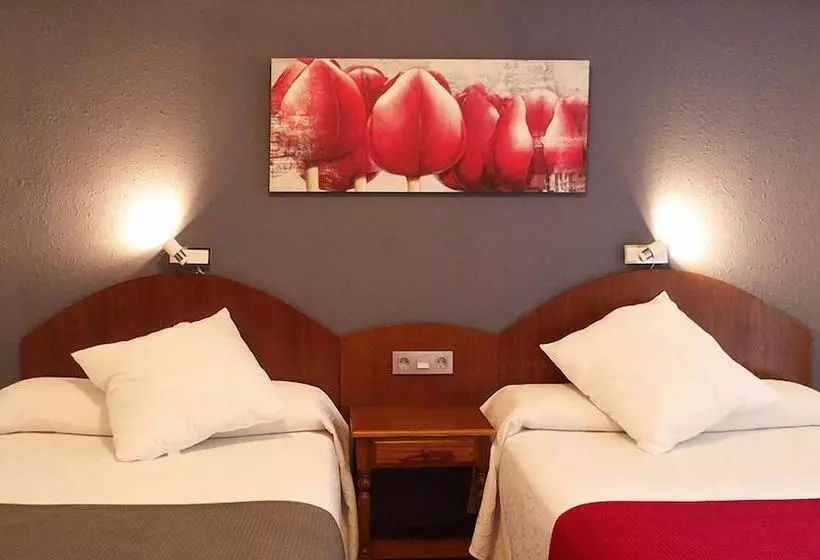 ホテル Restaurante Urgain Ii