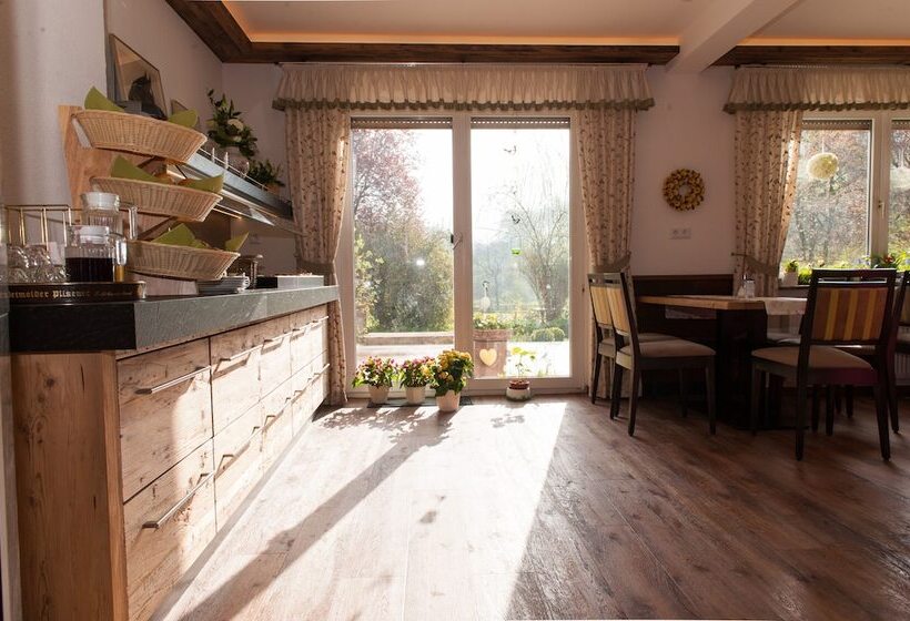 膳宿费 Landhaus Blumengarten