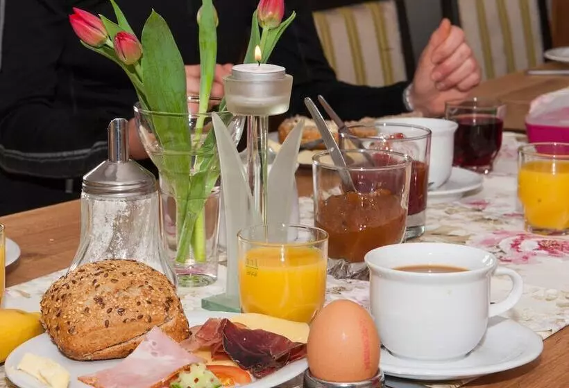 ペンション Landhaus Blumengarten