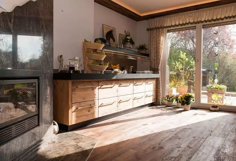 ペンション Landhaus Blumengarten