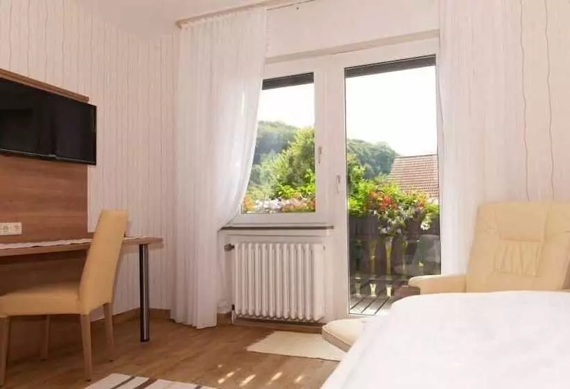 ペンション Landhaus Blumengarten