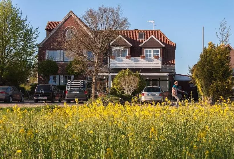 Majatalo Lindenhof Hotel Garni