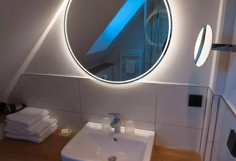 Majatalo Lindenhof Hotel Garni