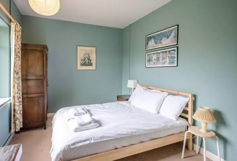 The Shealing, Waldringfield