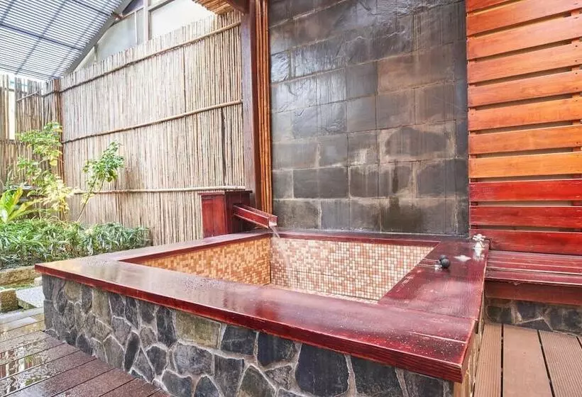 Dong Feng Motel