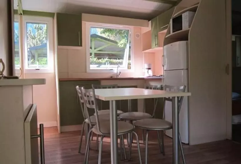 هتل Camping Le Colporteur