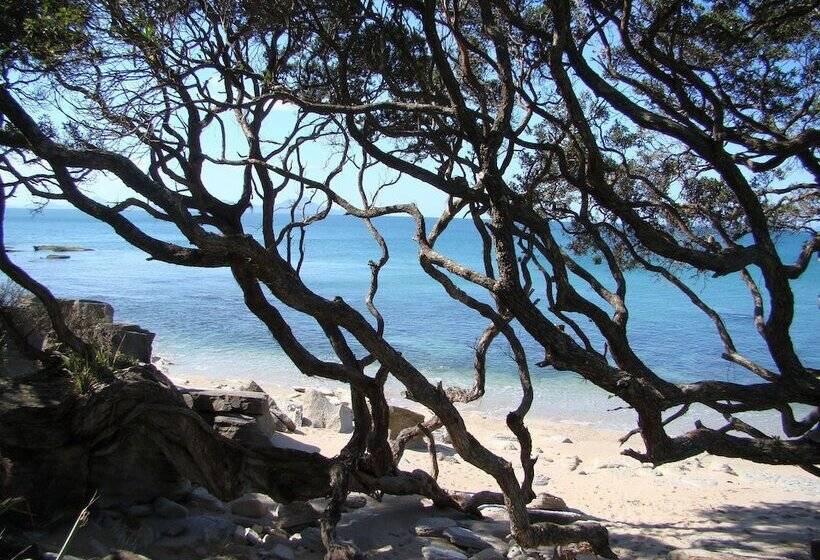 בית מלון כפרי Country Homestead At Black Sheep Farm