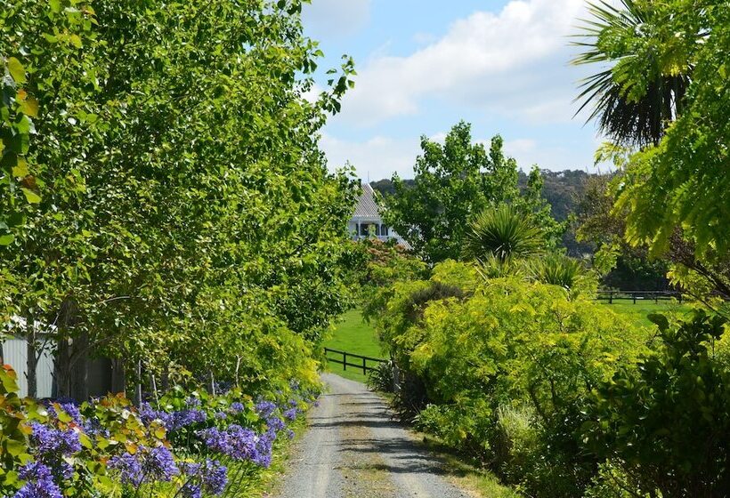 בית מלון כפרי Country Homestead At Black Sheep Farm