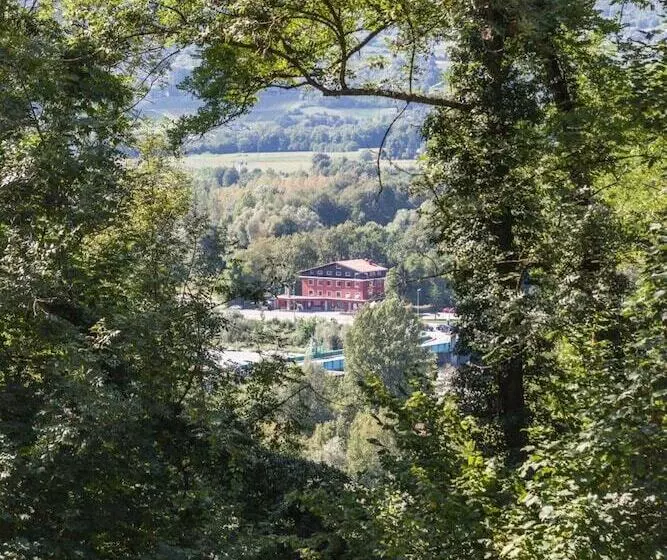 ホテル La Maison De Savoie