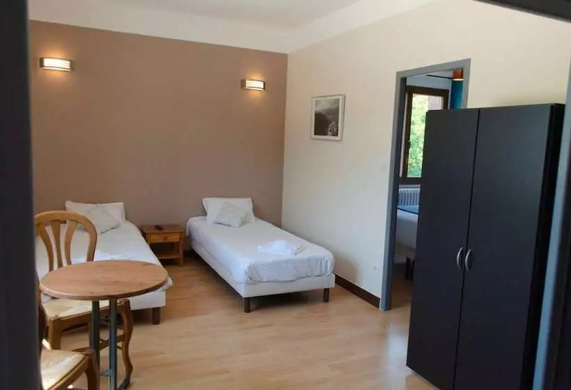 ホテル La Maison De Savoie