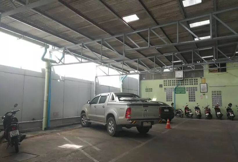 ホテル Laemthong
