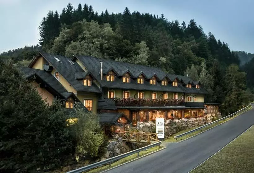 Garni Hotel Pod Roglo Boharina 2
