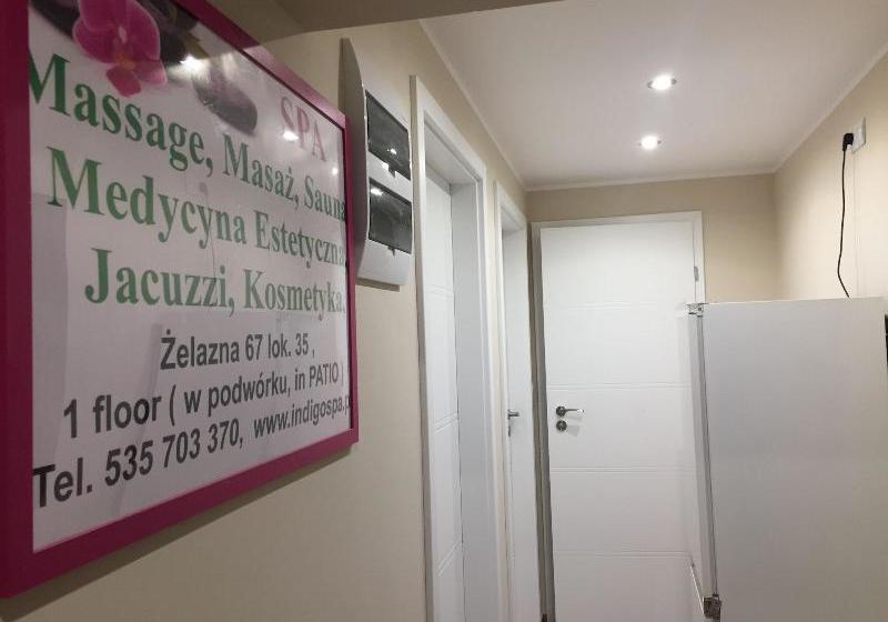 호텔 Rooms City Center