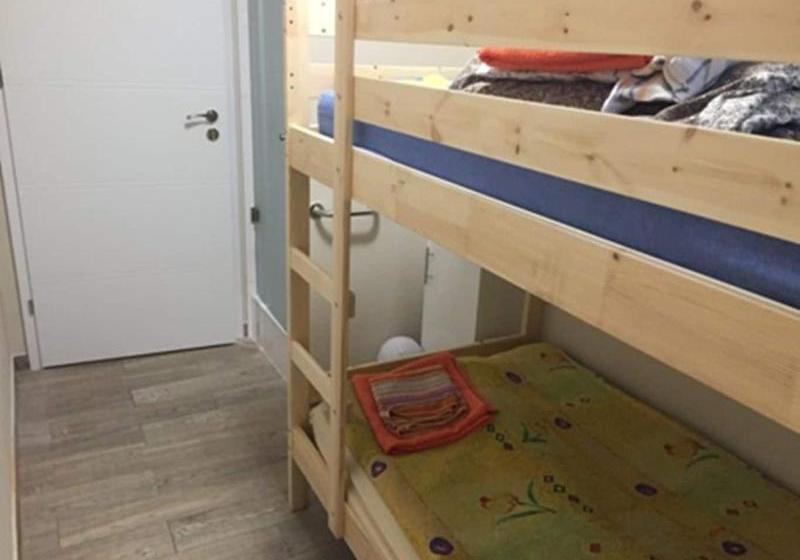 호텔 Rooms City Center