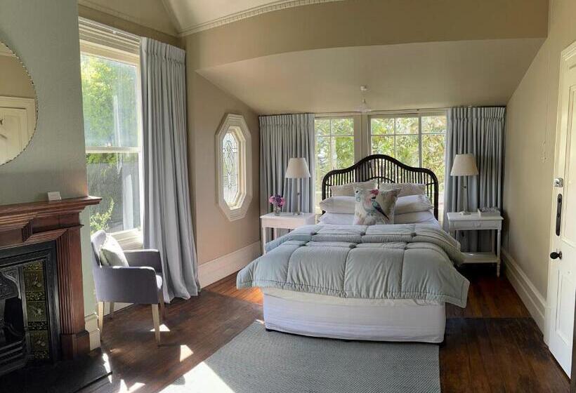 호텔 The Vicarage Boutique Bed And Breakfast Oamaru