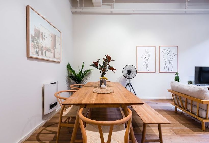 Isla, 2bdr Fitzroy Apartment