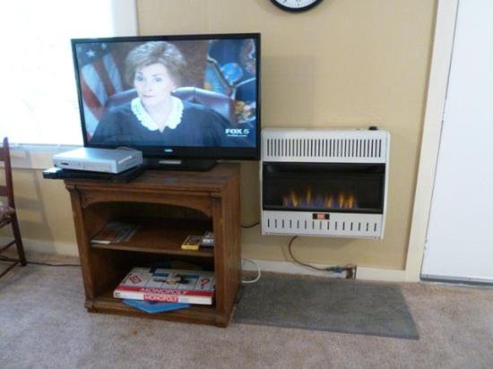 Mountain_roots_lodging