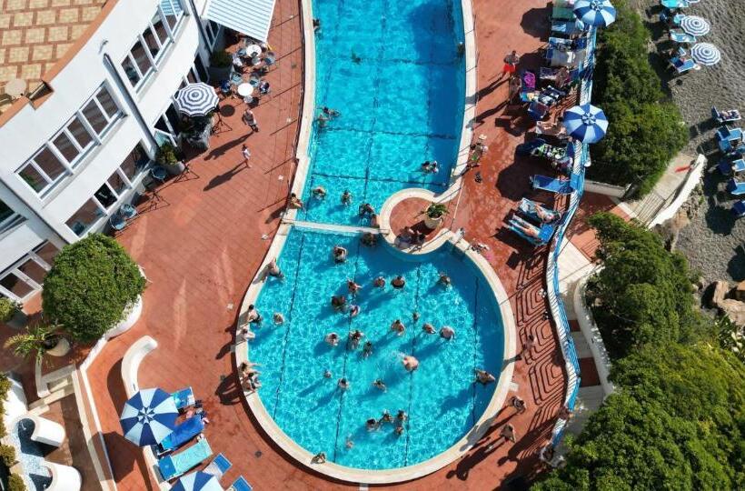 Carlton Hotel Riviera